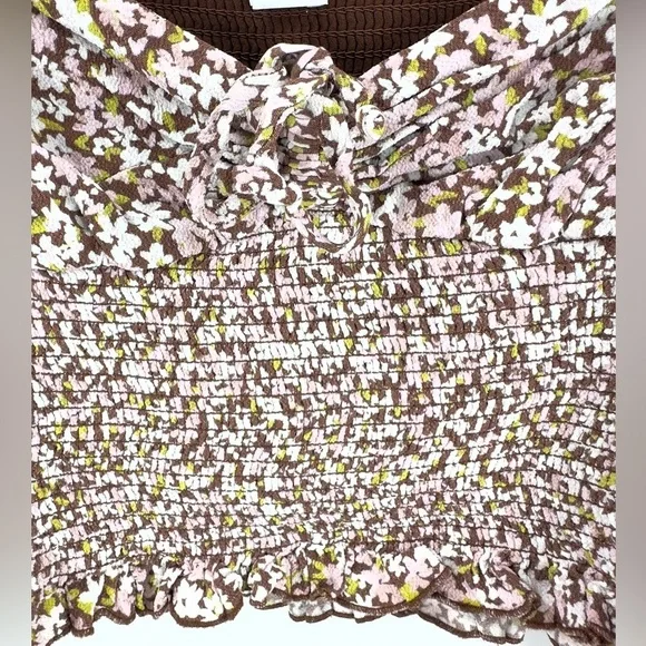 Aritzia Sunday Best Sinatra Blouse Top Womens Small Smocked Crop Floral Cottage - Picture 4 of 11